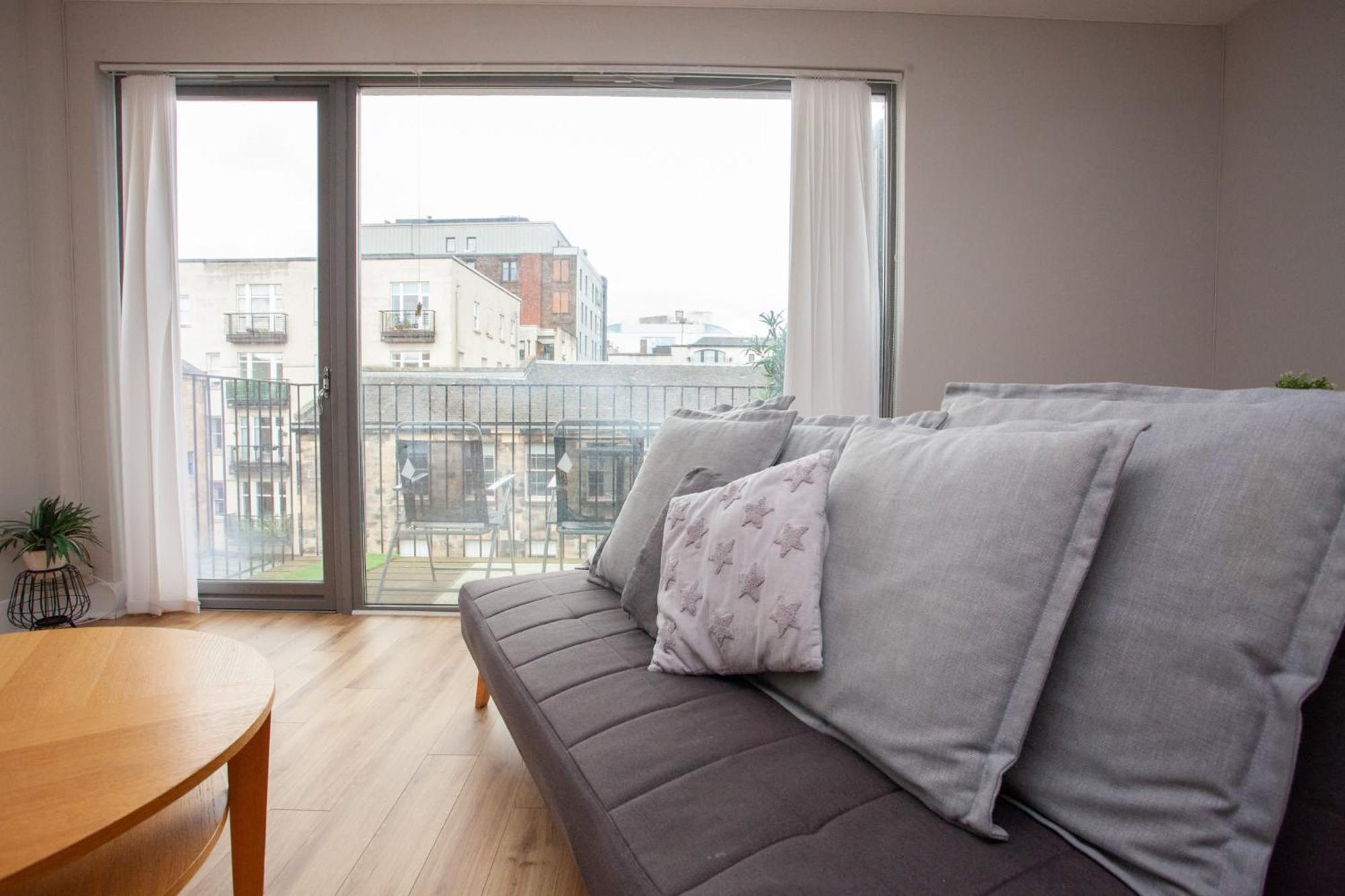1 Bedroom Flat In The Heart Of Merchant City Glasgow Exterior photo